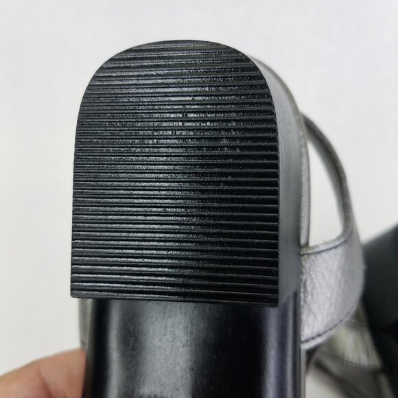 SAS Sandal Women's 9.5 Slingback Strappy Block Heel Silver Patent Leather USA - Picture 14 of 16